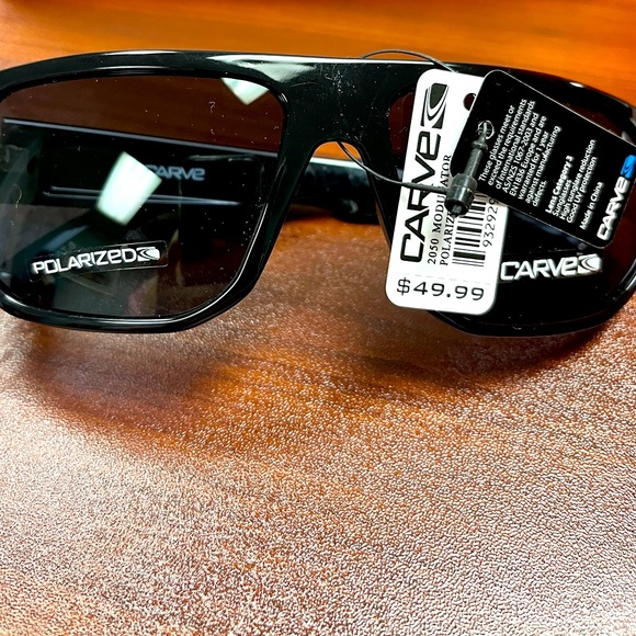 Carve polarized UV unisex black sunglasses - Picture 1 of 3